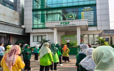 MTsN 33 Jakarta Ikuti Senam Peringatan Hari Lingkungan Hidup di Kanwil Kemenag 10 Juni