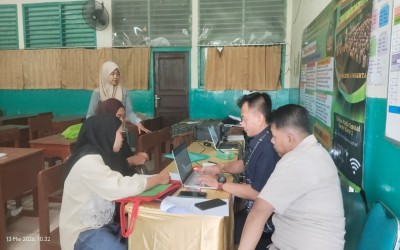 MTSN 33 Jakarta Resmi Buka Posko Pelayanan PMBM 2026, Orangtua Antusias Di Hari Pertama