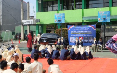 Kegiatan Debat Calon Ketua Osis dan Ketua MPK