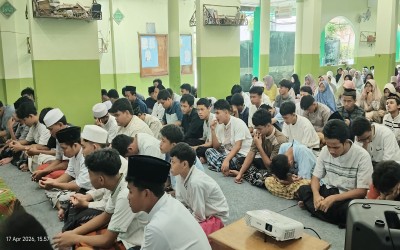 Menebar Restu, Mengetuk Pintu Langit: MABIT Khidmat Kelas 9 MTsN 33 Jakarta