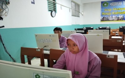 Mengikuti Kejuaran IPS Tingkat DKI Jakarta secara Daring